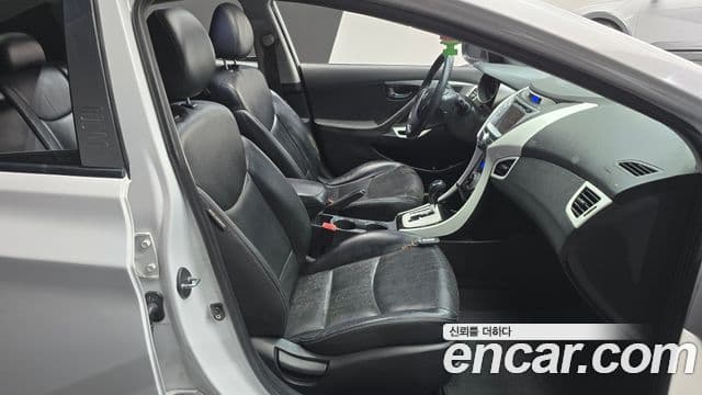 Hyundai Avante MD M16 GDI top, 2011 10