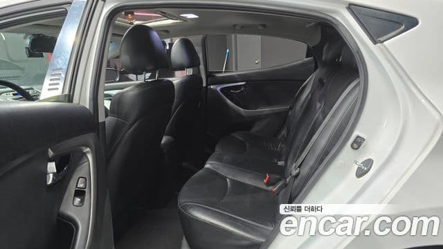 Hyundai Avante MD M16 GDI top, 2011 13