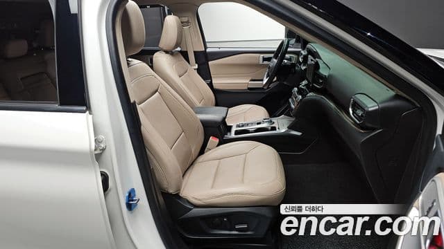Ford Explorer 6세대 2.3 Limited 4WD, 2022 10