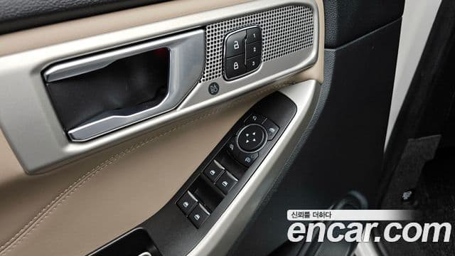 Ford Explorer 6세대 2.3 Limited 4WD, 2022 17