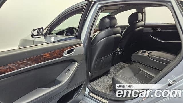 Hyundai Genesis DH Modern, 2016 11