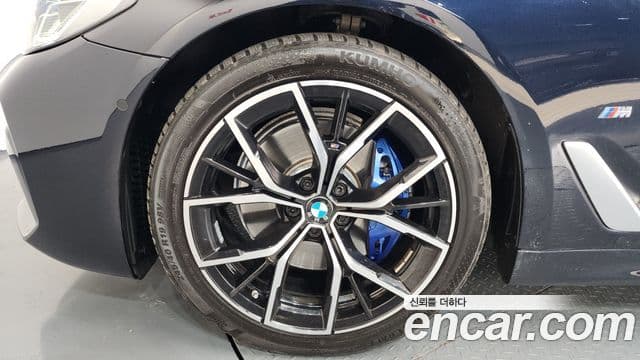 BMW 5시리즈 (G30) 530i M Sport, 2023 все фото