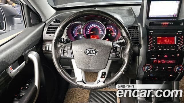 Kia Sorento R топовая версия, 2011 13