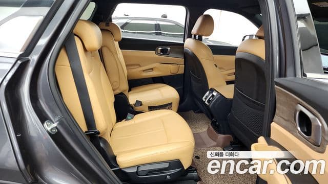 Kia Sorento 4세대 Prestige, 2022 12