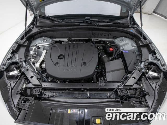 Volvo XC60 2세대 B5 Ultra Bright Air подвеска, 2026 6