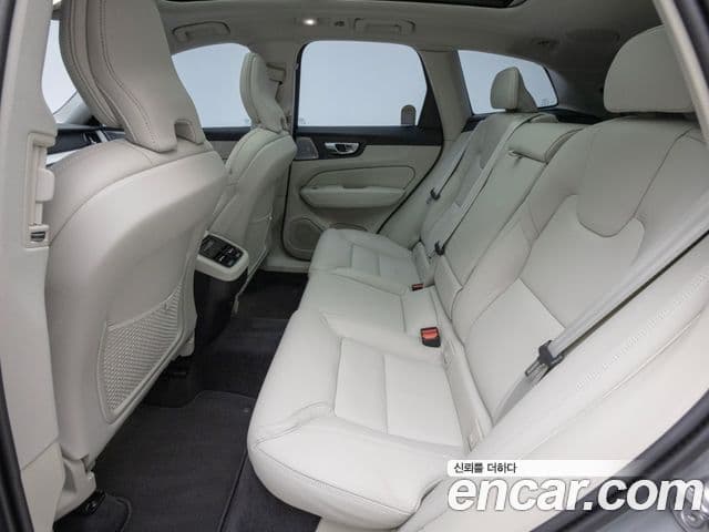 Volvo XC60 2세대 B5 Ultra Bright Air подвеска, 2026 10