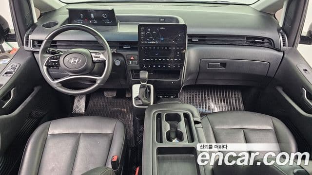 Hyundai Staria Modern, 2024 7