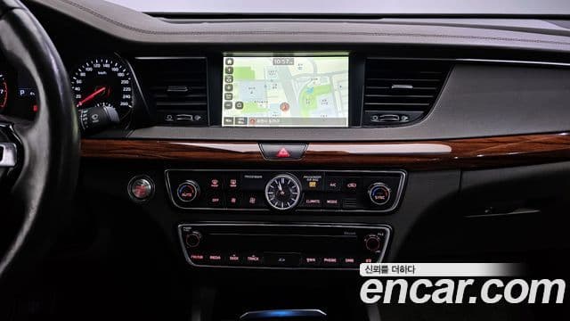Kia All New K7 Noblesse, 2016 14
