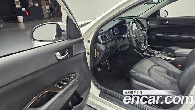 Kia K5 2세대 Prestige, 2016 10