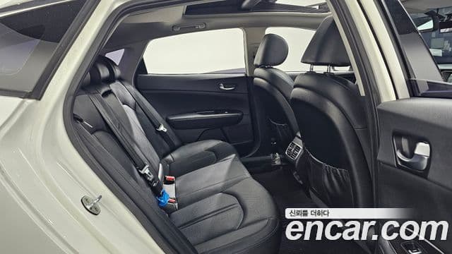 Kia K5 2세대 Prestige, 2016 12