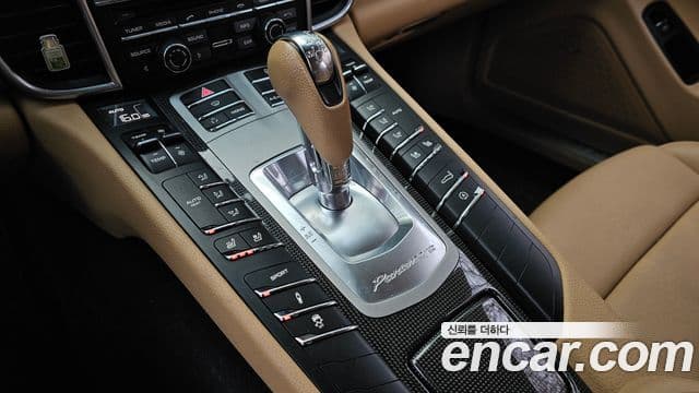 Porsche Panamera 3.6 AWD Platinum Edition, 2013 9