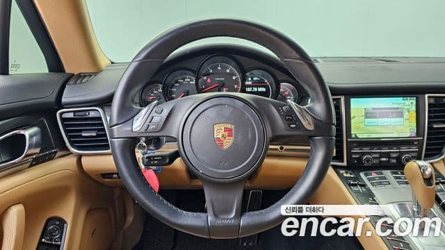 Porsche Panamera 3.6 AWD Platinum Edition, 2013 12