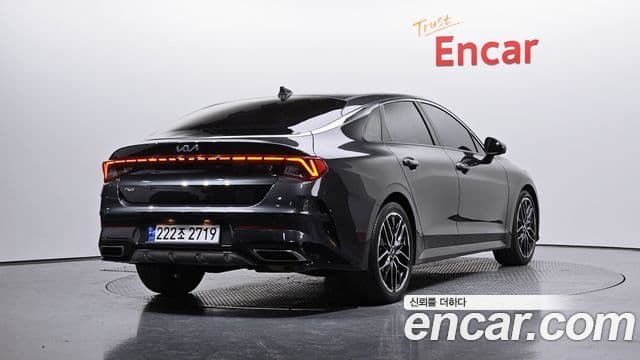 Kia K5 3세대 Signature, 2022 2