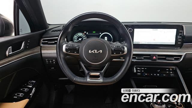 Kia K5 3세대 Signature, 2022 13