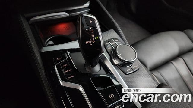 BMW 5시리즈 (G30) 520i M Sport, 2023 9