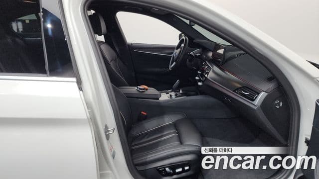 BMW 5시리즈 (G30) 520i M Sport, 2023 11