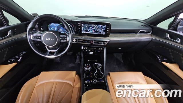 Kia K5 гибрид 3세대 Signature, 2023 7
