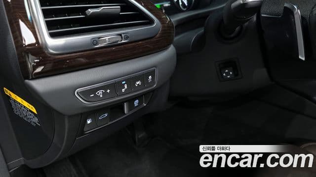 Genesis EQ900 Premium Luxury, 2016 16