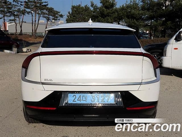 Kia EV6 Earth, 2023 4