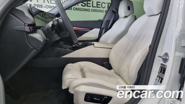 BMW 5시리즈 (G60), 2025 8