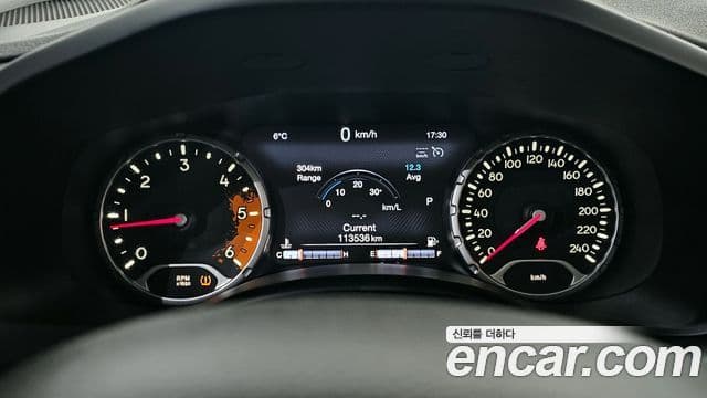 Jeep Renegade 2.0 дизель Longitude AWD, 2016 8