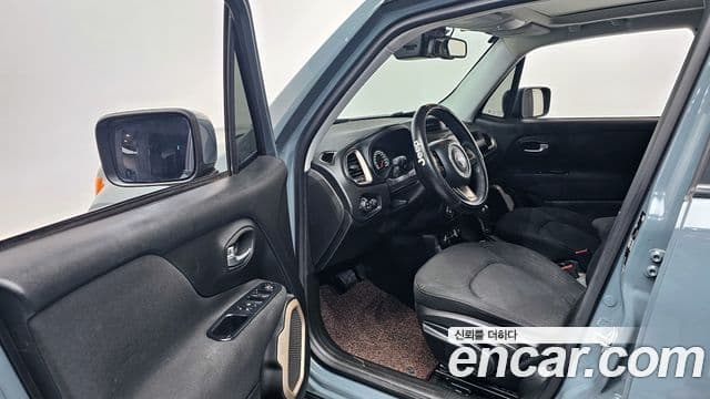 Jeep Renegade 2.0 дизель Longitude AWD, 2016 11