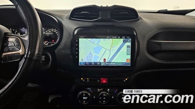 Jeep Renegade 2.0 дизель Longitude AWD, 2016 14