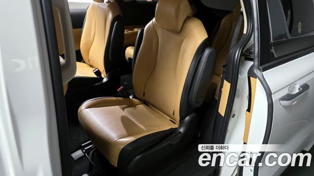 Kia Carnival 4세대 Prestige, 2023 11