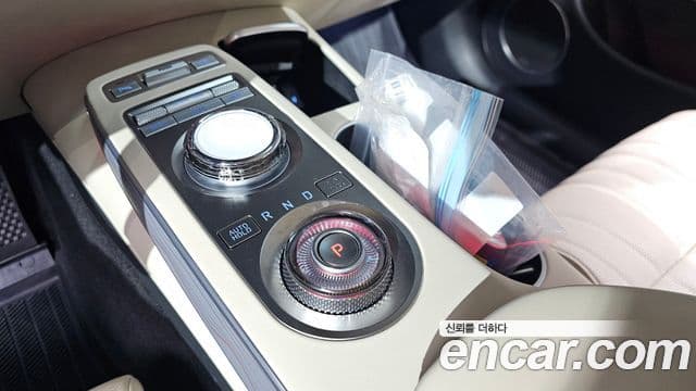 Genesis GV70, 2024 9