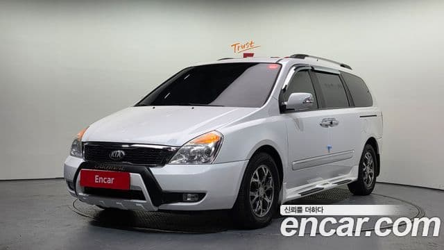Kia Carnival R топовая версия, 2013 1