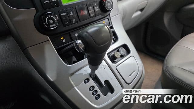 Kia Carnival R топовая версия, 2013 9