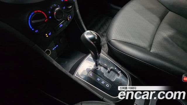 Hyundai Accent(новый кузов / новое поколение) Premier, 2013 9