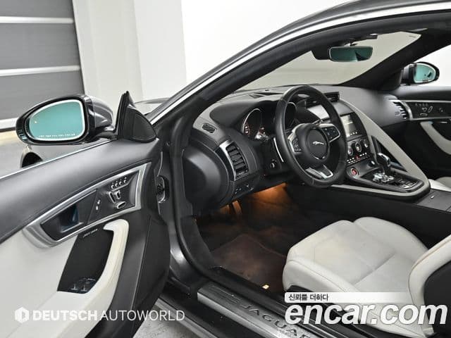 Jaguar F-TYPE X152, 2019 11