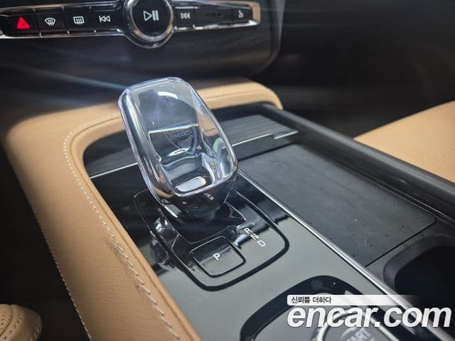 Volvo XC90 2세대 T8 Ultimate Bright гибрид, 2024 все фото