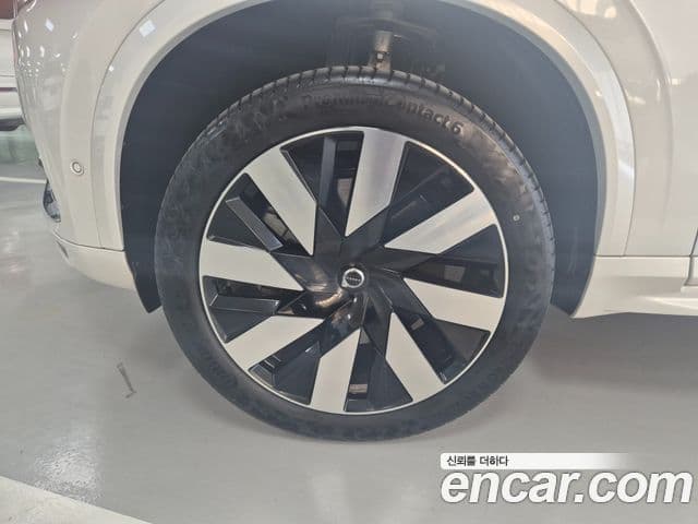 Volvo XC90 2세대 T8 Ultimate Bright гибрид, 2024 6