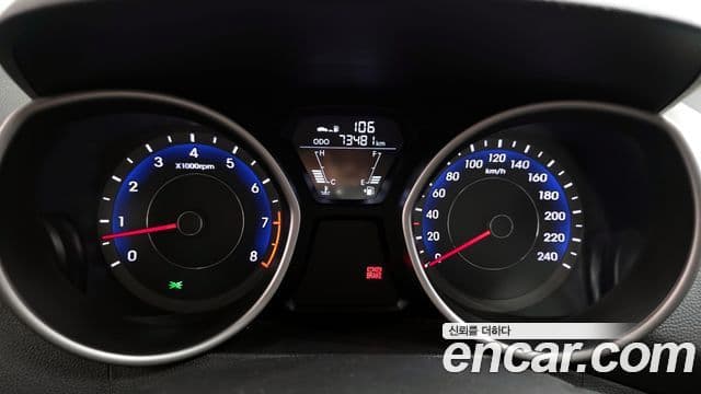 Hyundai Avante MD Style, 2014 8