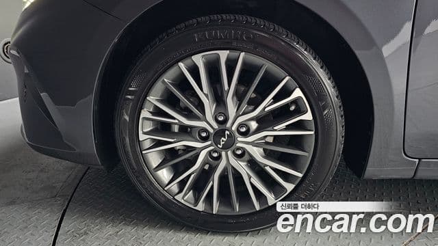 Kia The / новый New K3 2세대 Prestige, 2022 все фото