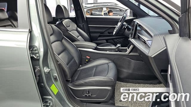 KG모빌리티(SsangYong) Torres T7, 2024 11