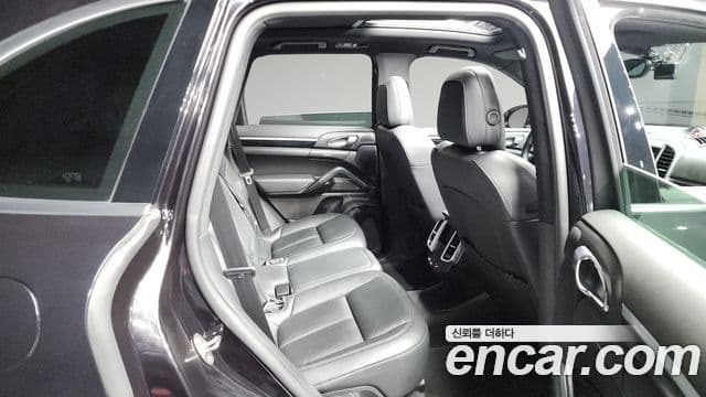 Porsche New Cayenne 958, 2015 12