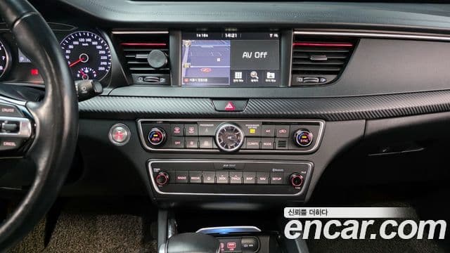 Kia All New K7 3.0 LPI Luxury (арендный автомобиль), 2019 17