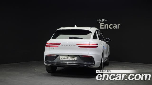 Genesis GV70, 2025 4