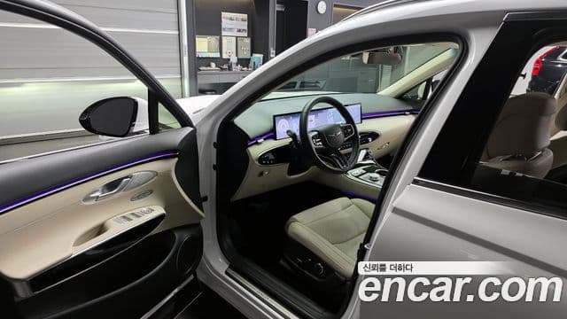 Genesis GV70, 2025 10