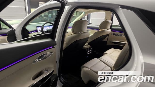 Genesis GV70, 2025 11