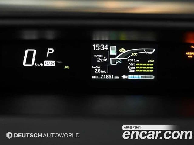 Toyota 프리우스 C, 2018 8