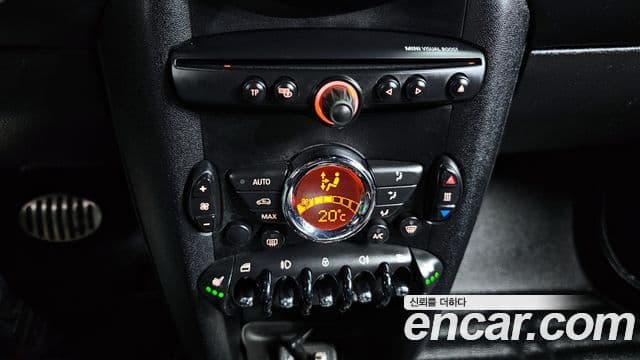 Mini Cooper S 로드스터, 2013 17