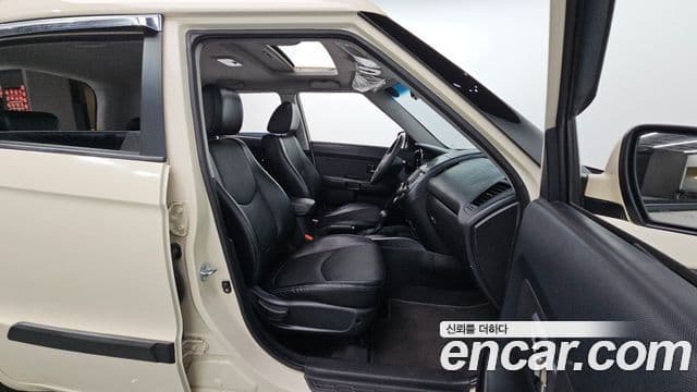 Kia Soul Safety, 2011 11