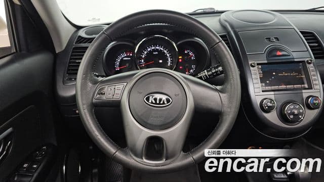 Kia Soul Safety, 2011 13