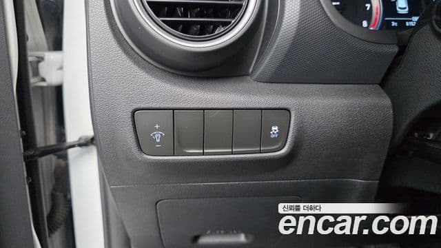 Hyundai Kona Modern Art, 2019 13