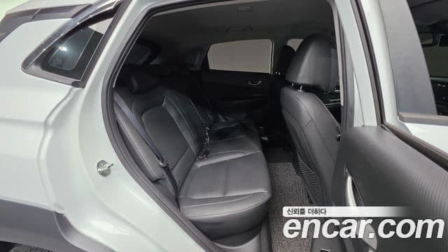 Hyundai Kona Modern Art, 2019 19