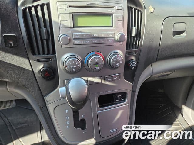 Hyundai Grand Starex CVX Luxury, 2015 13